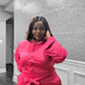 Meet your Posher, Tinesha